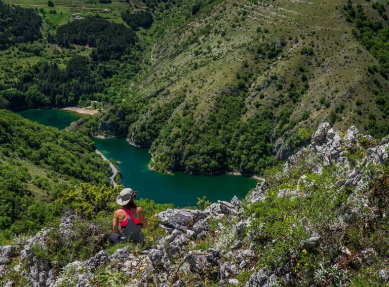 Traversata da Villalago, il lago di San Domenico, a Castrovalva 4 Traversata Villalago – Castrovalva