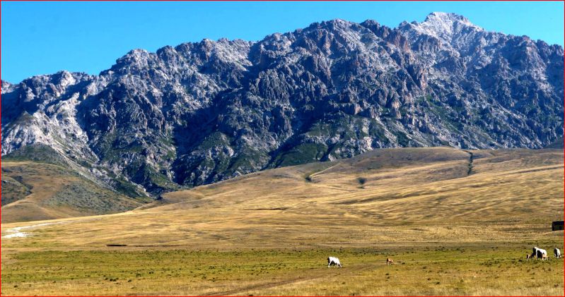 Escursioni giornaliere 11 Abruzzo (TE), Il paesaggio lunare del Monte Prena