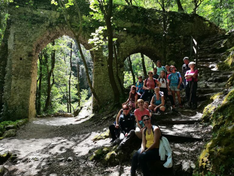 La Valle delle Ferriere e la torre dello Ziro